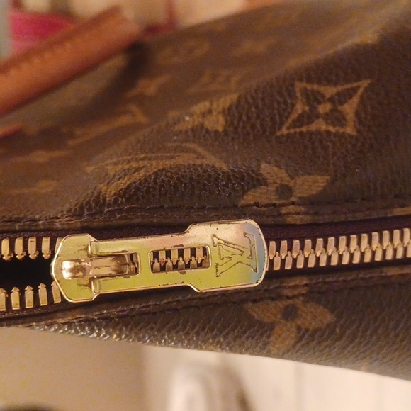 Authentic  alma louis vuttion - Picture 3 of 10